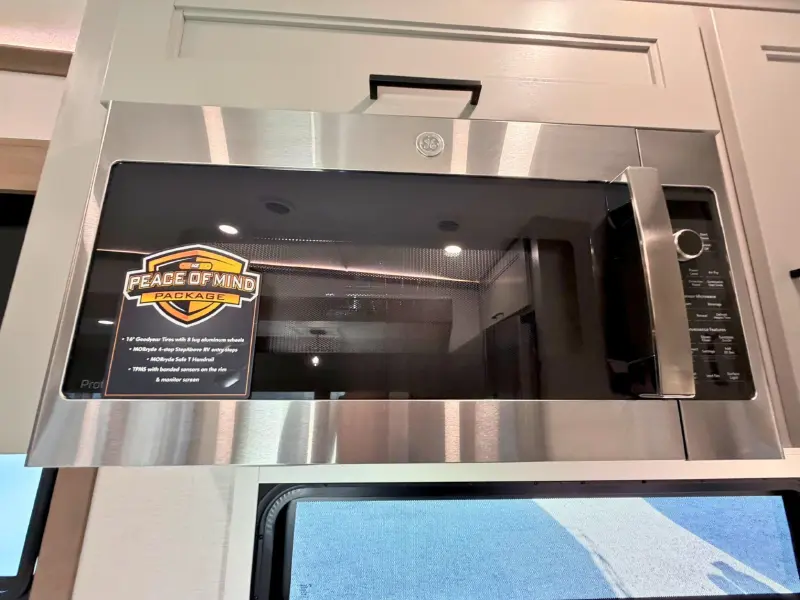 2027 KZ RV Durango D321RKT