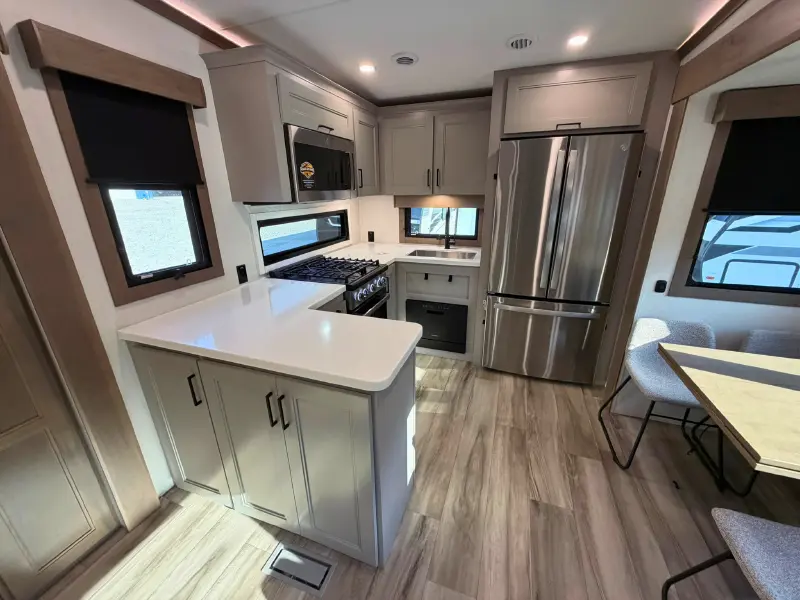 2027 KZ RV Durango D321RKT