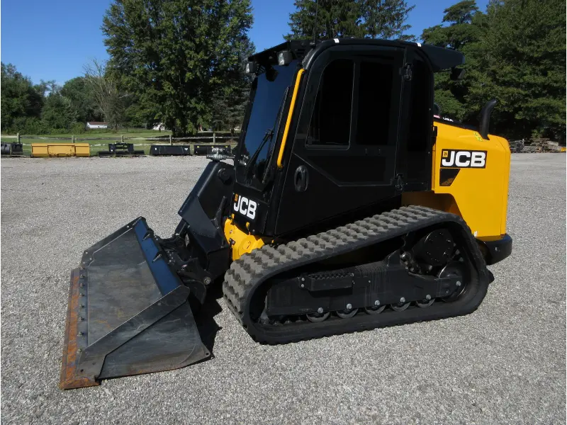 2023 JCB 300T