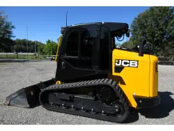2023 JCB 300T