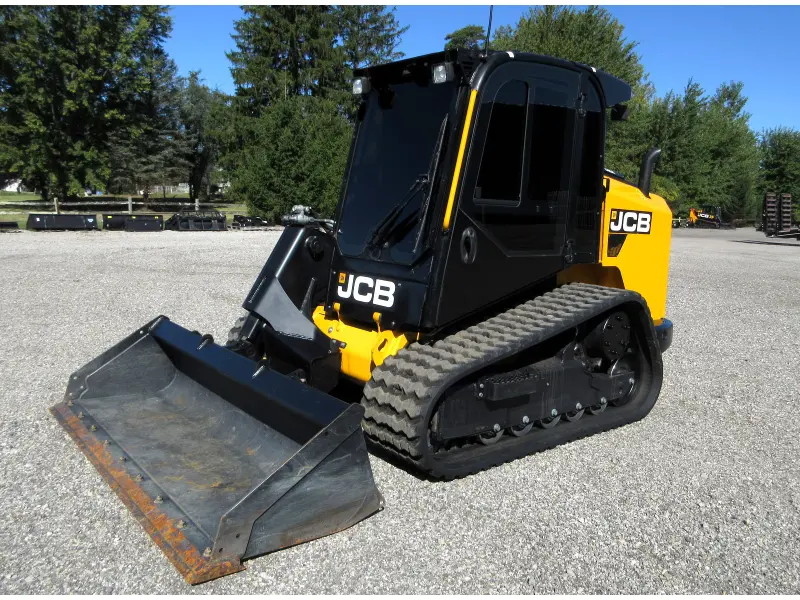 2023 JCB 300T
