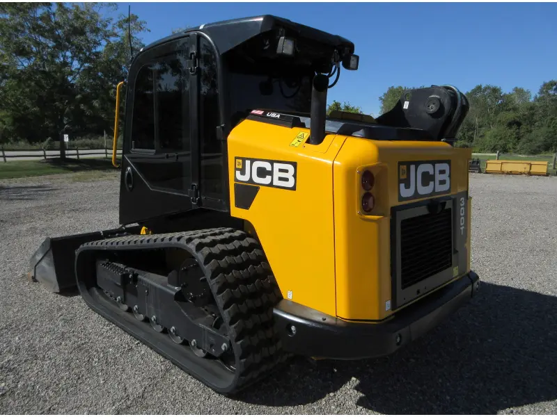 2023 JCB 300T