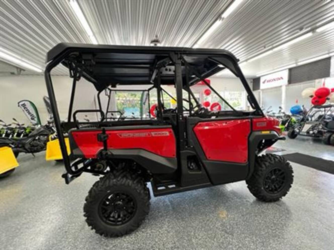 A photo of this 2026 Honda Pioneer 1000-5 Deluxe