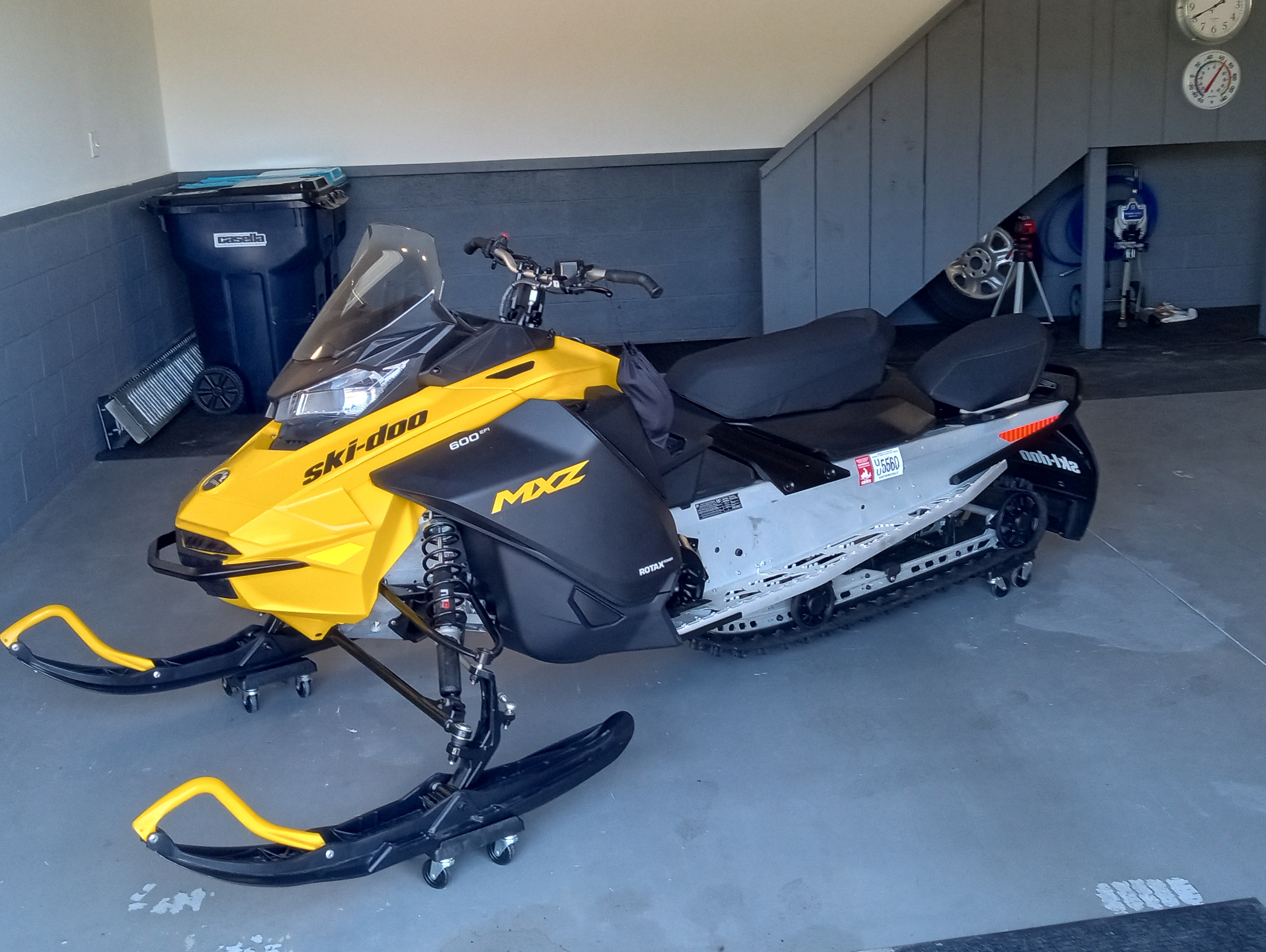 Yellow Used Ski-Doo For Sale - Ski-Doo Snowmobiles - Snowmobile Trader