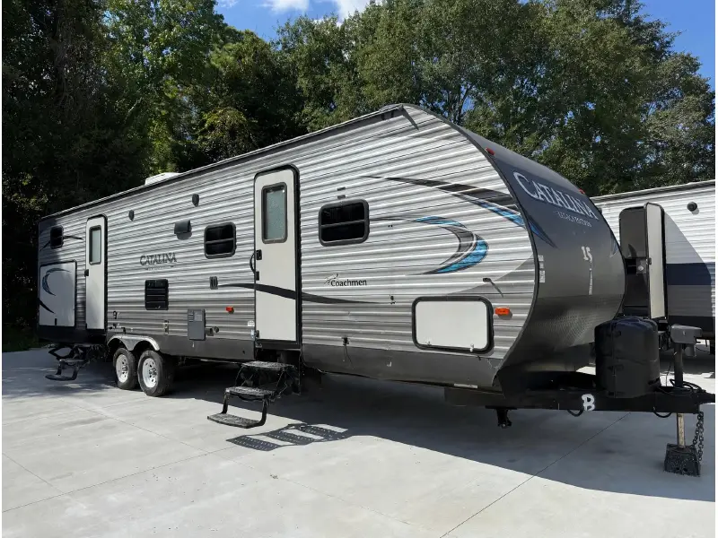 2019 COACHMEN CATALINA 323BHDSCK