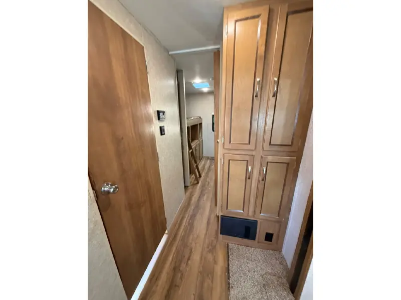 2019 COACHMEN CATALINA 323BHDSCK