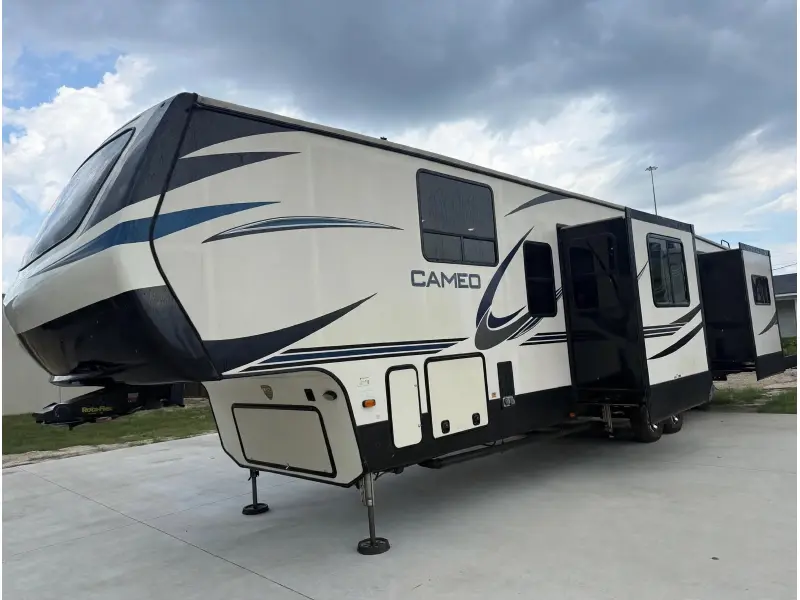 2020 CROSSROADS CAMEO 4021FK