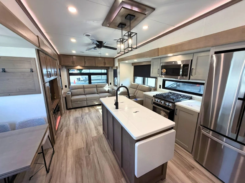 2027 KZ RV Durango D302RLT