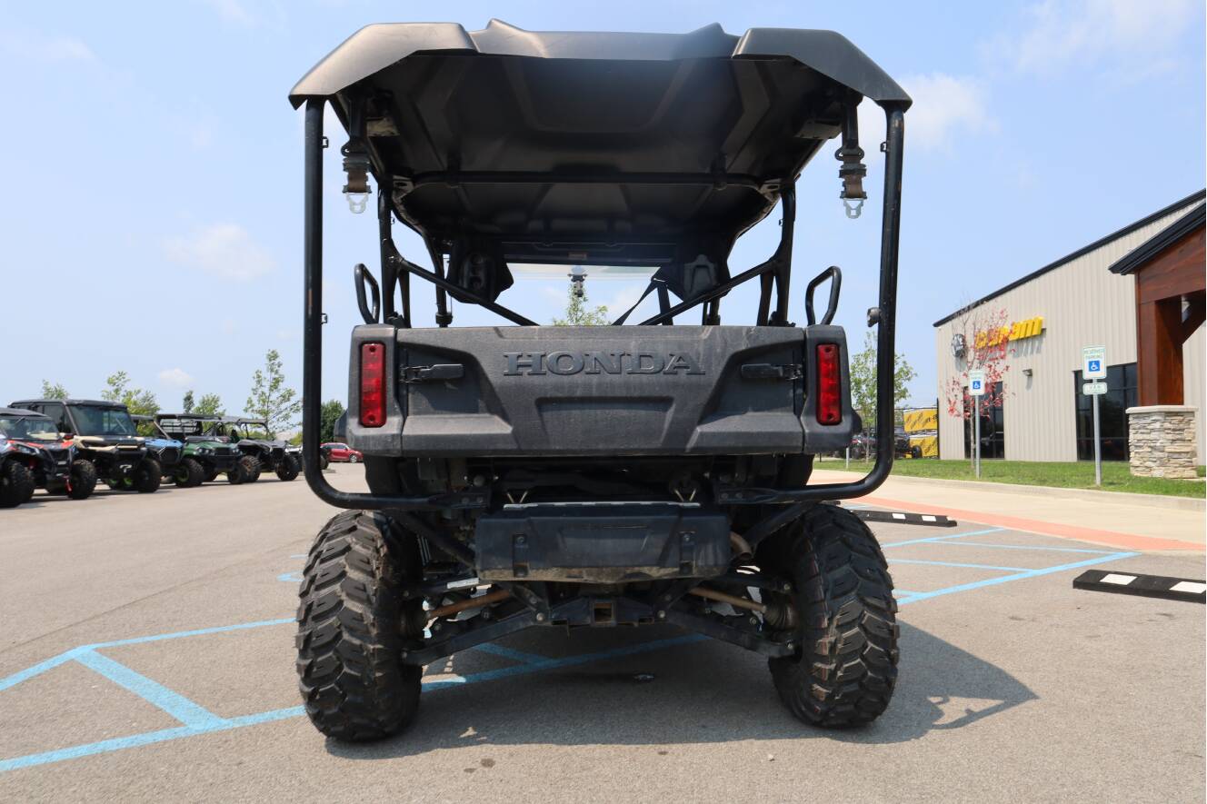 A photo of this 2020 Honda Pioneer 1000-5