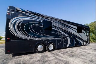 2020 FORETRAVEL REALM FS605 LVMS