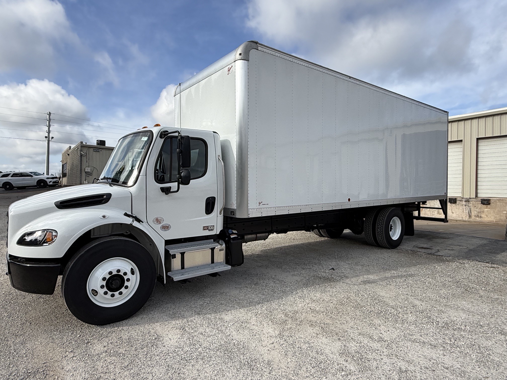 2026 FREIGHTLINER BUSINESS CLASS M2 106 in Nixa, MO