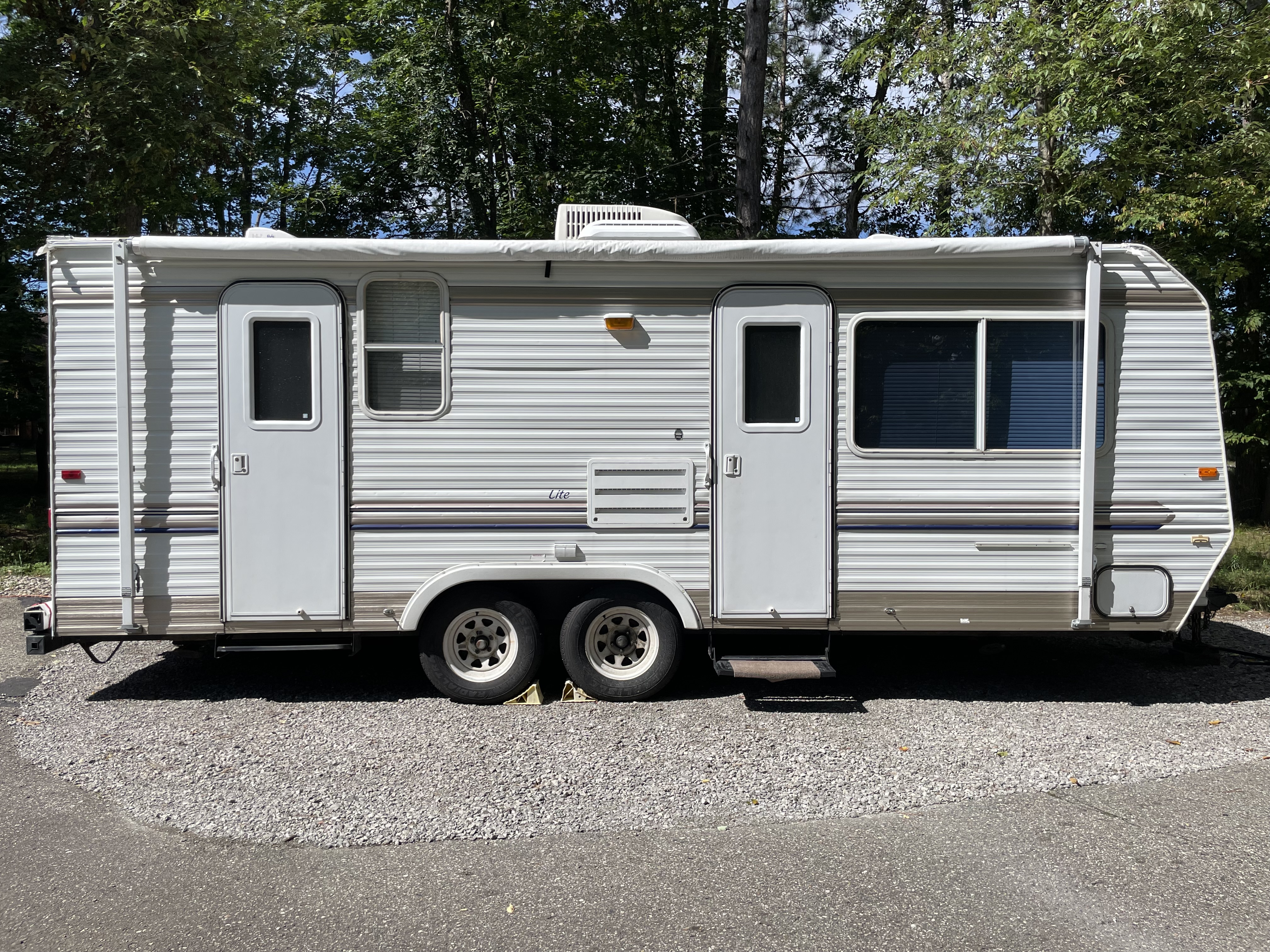 2004 Sunline T2363 in gaylord MI