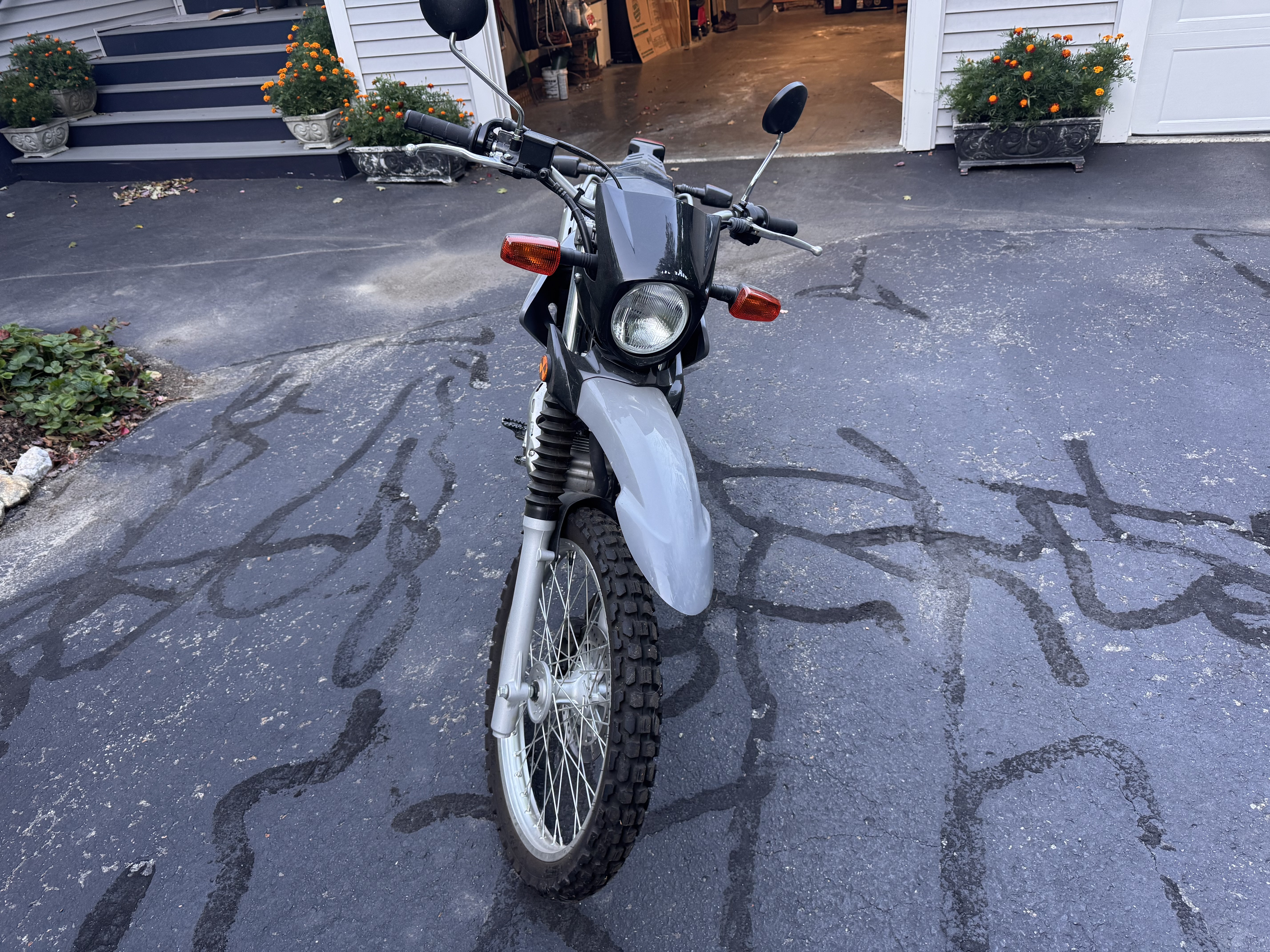 2021 Yamaha XT250 BASE Dual Sport motorcycle