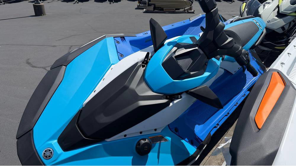 2026 Yamaha WaveRunner JetBlaster DLX 3-Up in sublimity OR