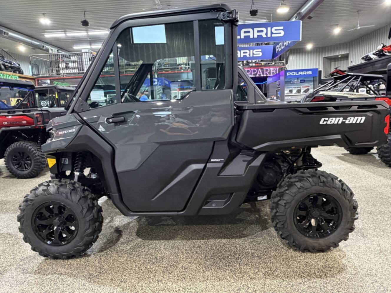 A photo of this 2027 Can-Am DEFENDER DPS CAB HD10