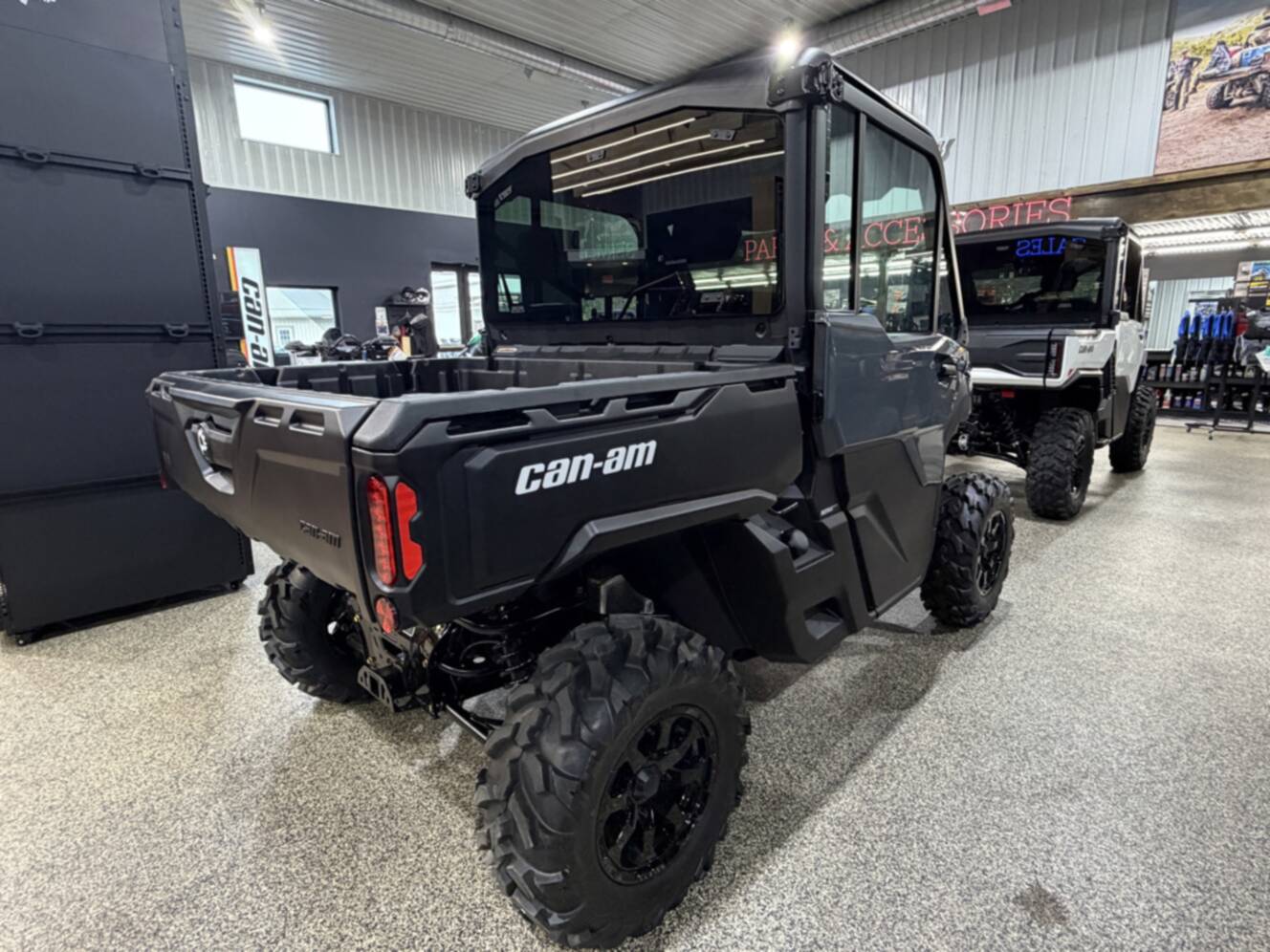 A photo of this 2027 Can-Am DEFENDER DPS CAB HD10