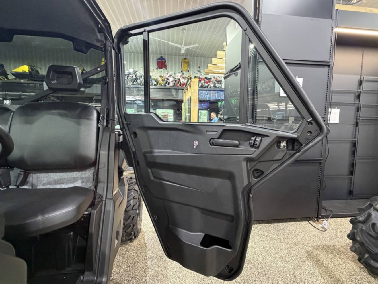 A photo of this 2027 Can-Am DEFENDER DPS CAB HD10
