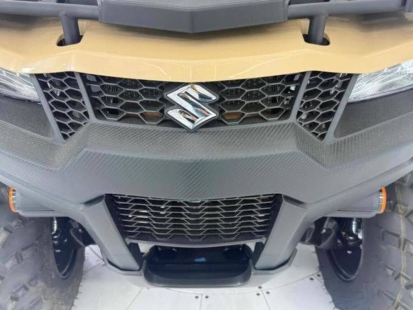 A photo of this 2026 Suzuki KingQuad 500 AXi Power Steering