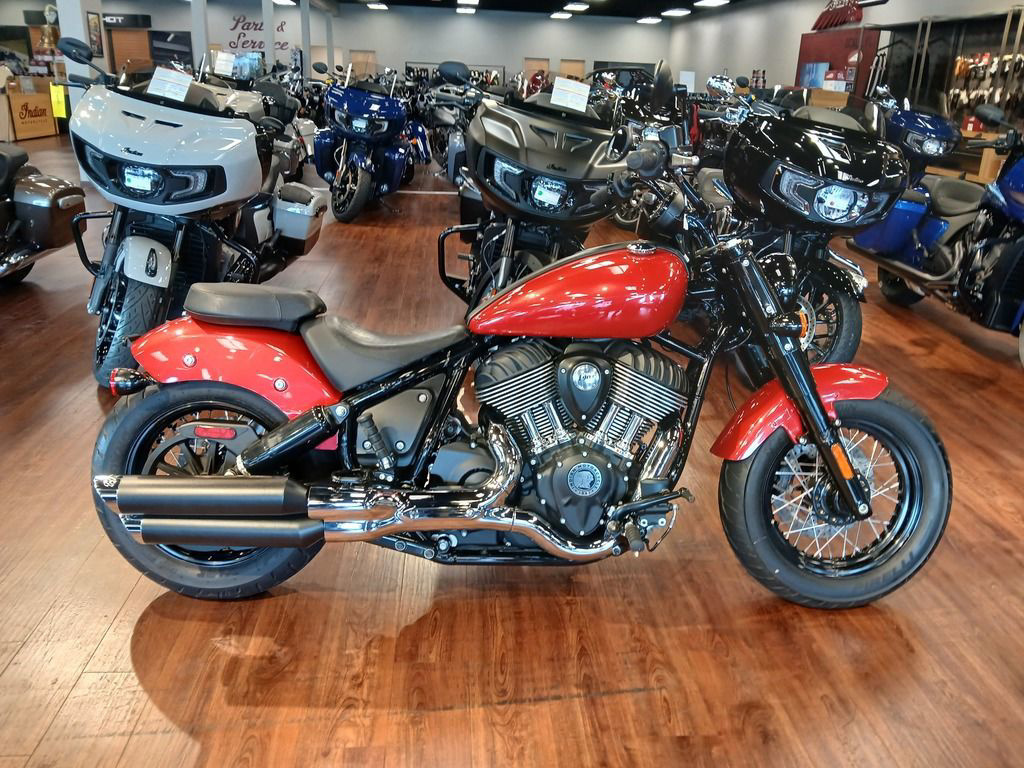 2022 Indian Chief Bobber Ruby Metallic BASE in Ocala, FL