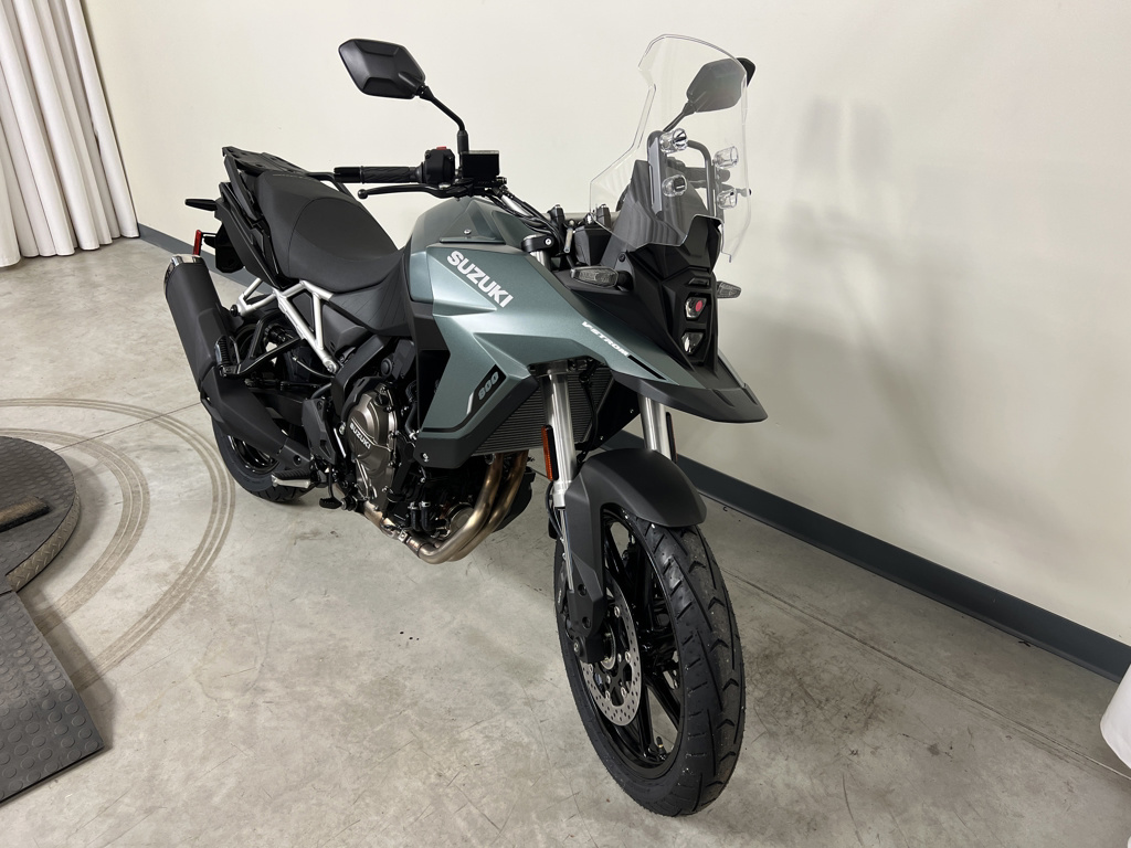 2024 Suzuki V-Strom 800 (DL800RQM4) 800 in Peninsula, OH