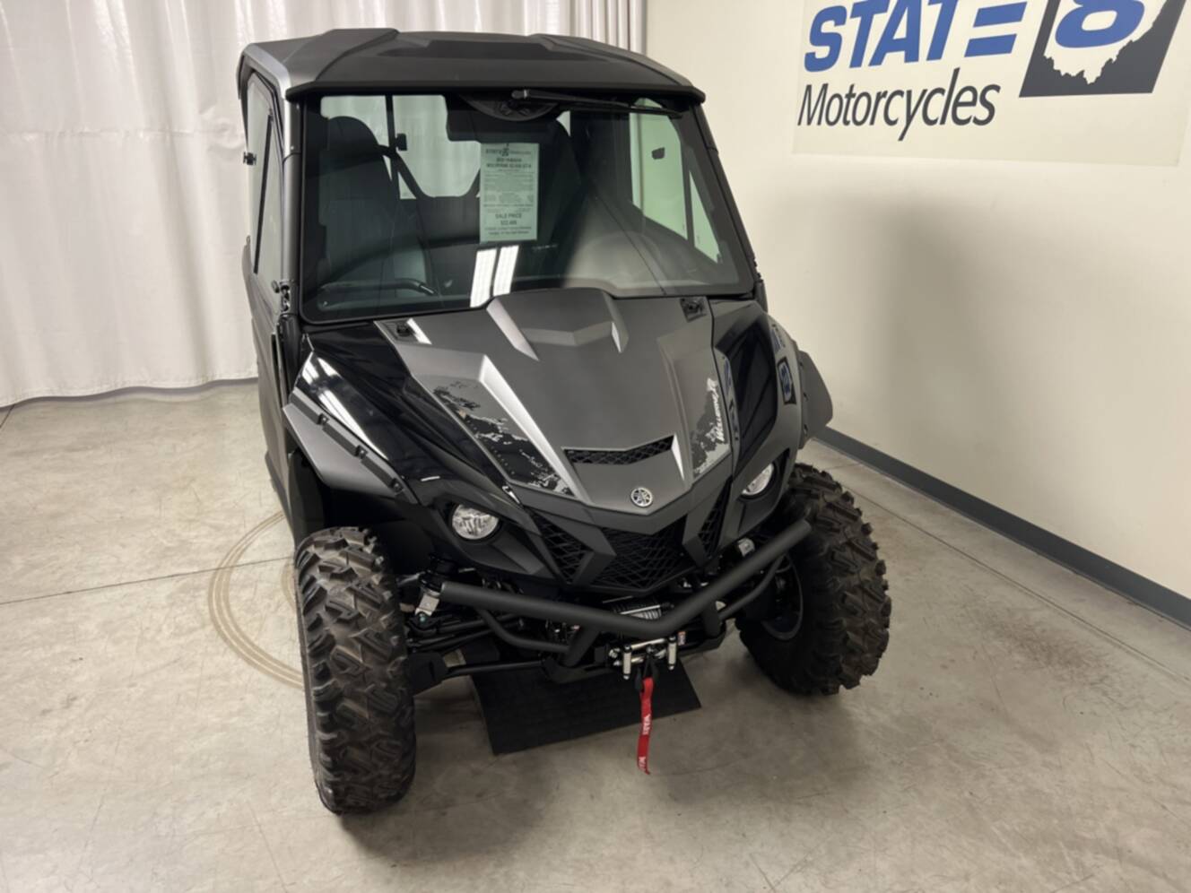 A photo of this 2025 Yamaha Wolverine X2 850 XT-R (YXE85WTZSB) HARD ENCLOSURE G