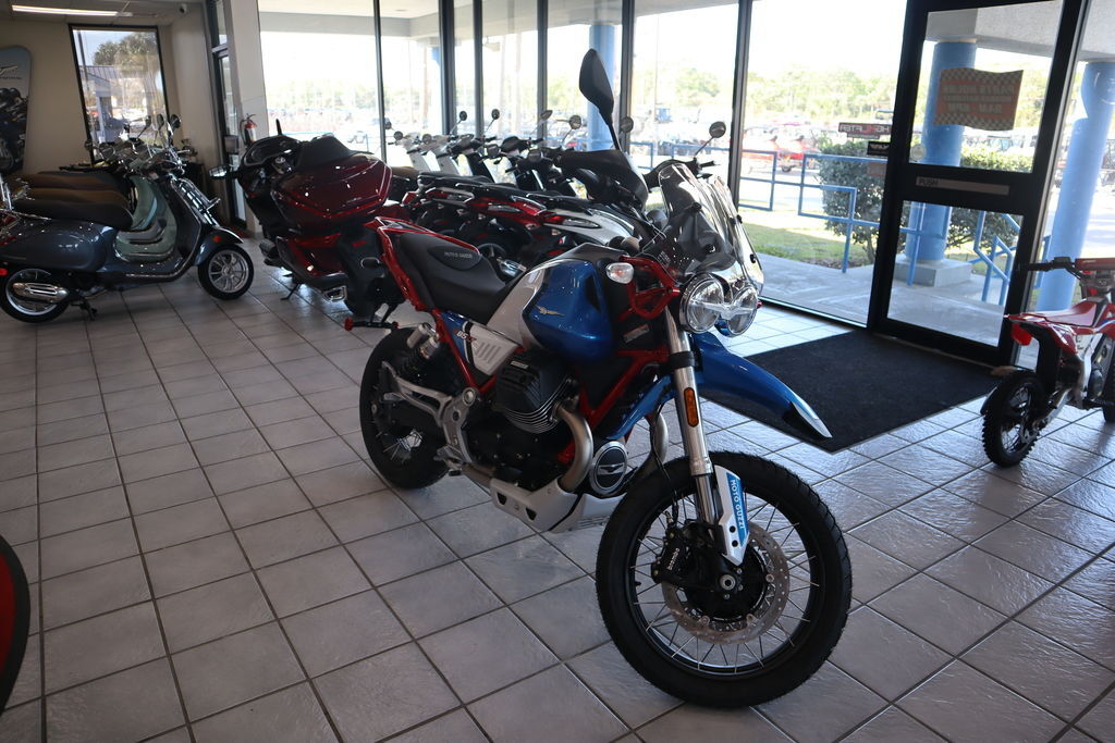 2023 Moto Guzzi V85 TT Adventure in homosassa FL