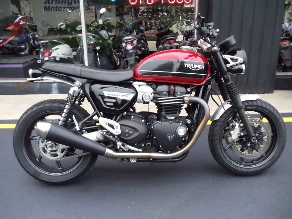 2020 Triumph Speed Twin 1200 Korosi Red/Storm Grey BASE in Arlington Heights, IL