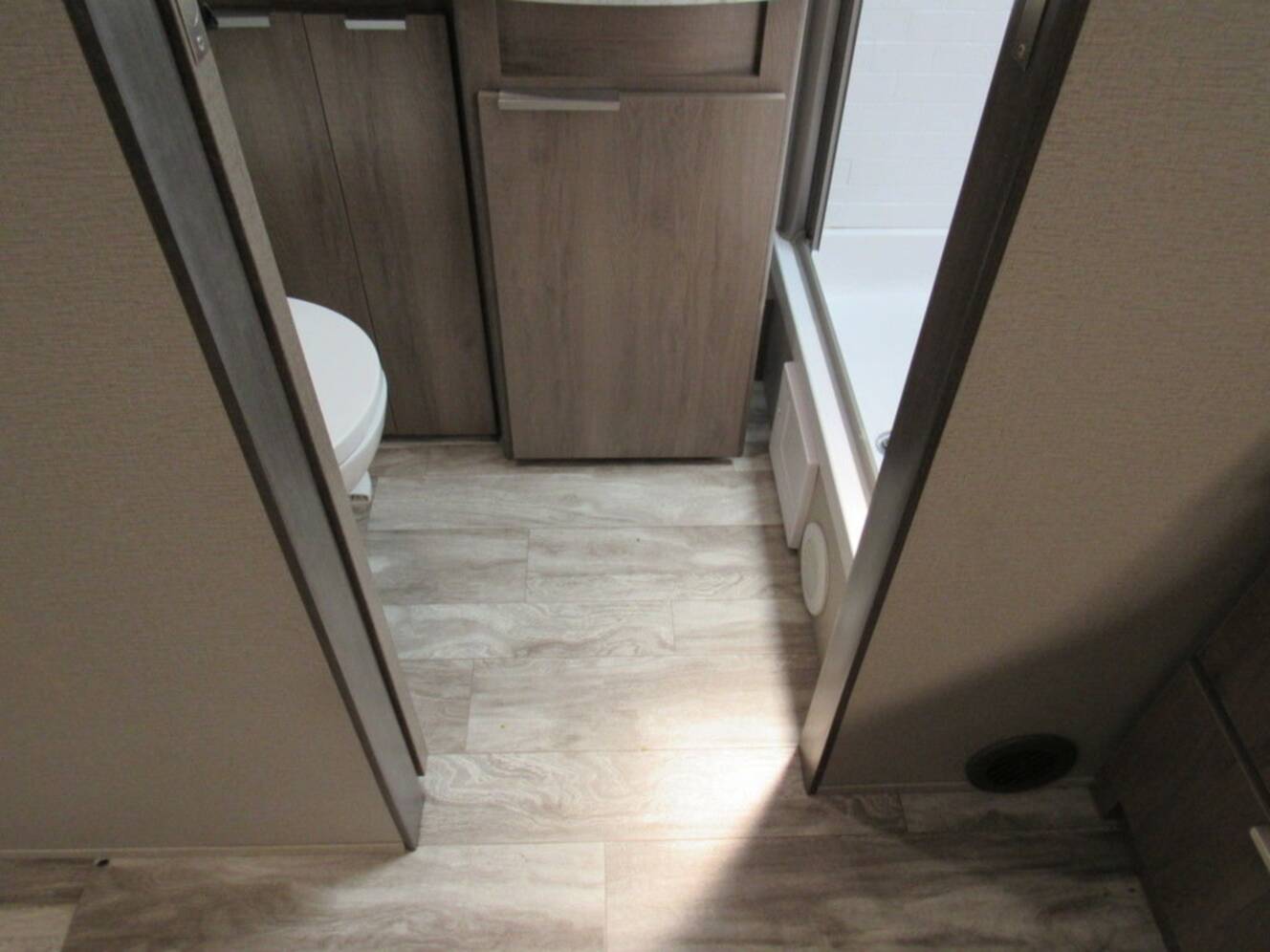 A photo of this 2021 Grand Design Imagine 2610ML