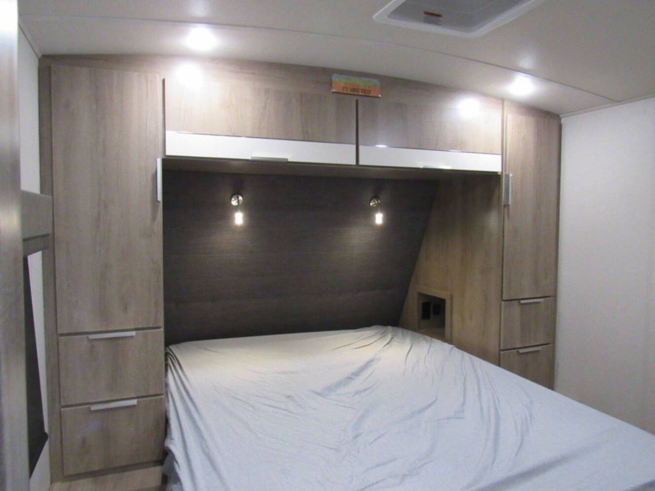 A photo of this 2021 Grand Design Imagine 2610ML
