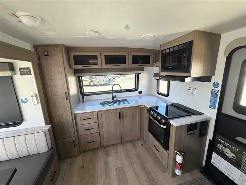 2027 Forest River ROCKWOOD MINI LITE 2506FK