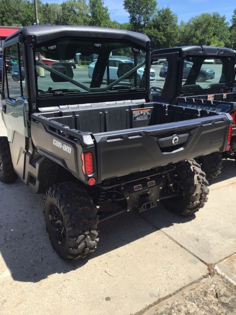 2026 Can-Am Defender DPS CAB HD10 in houghton lake MI