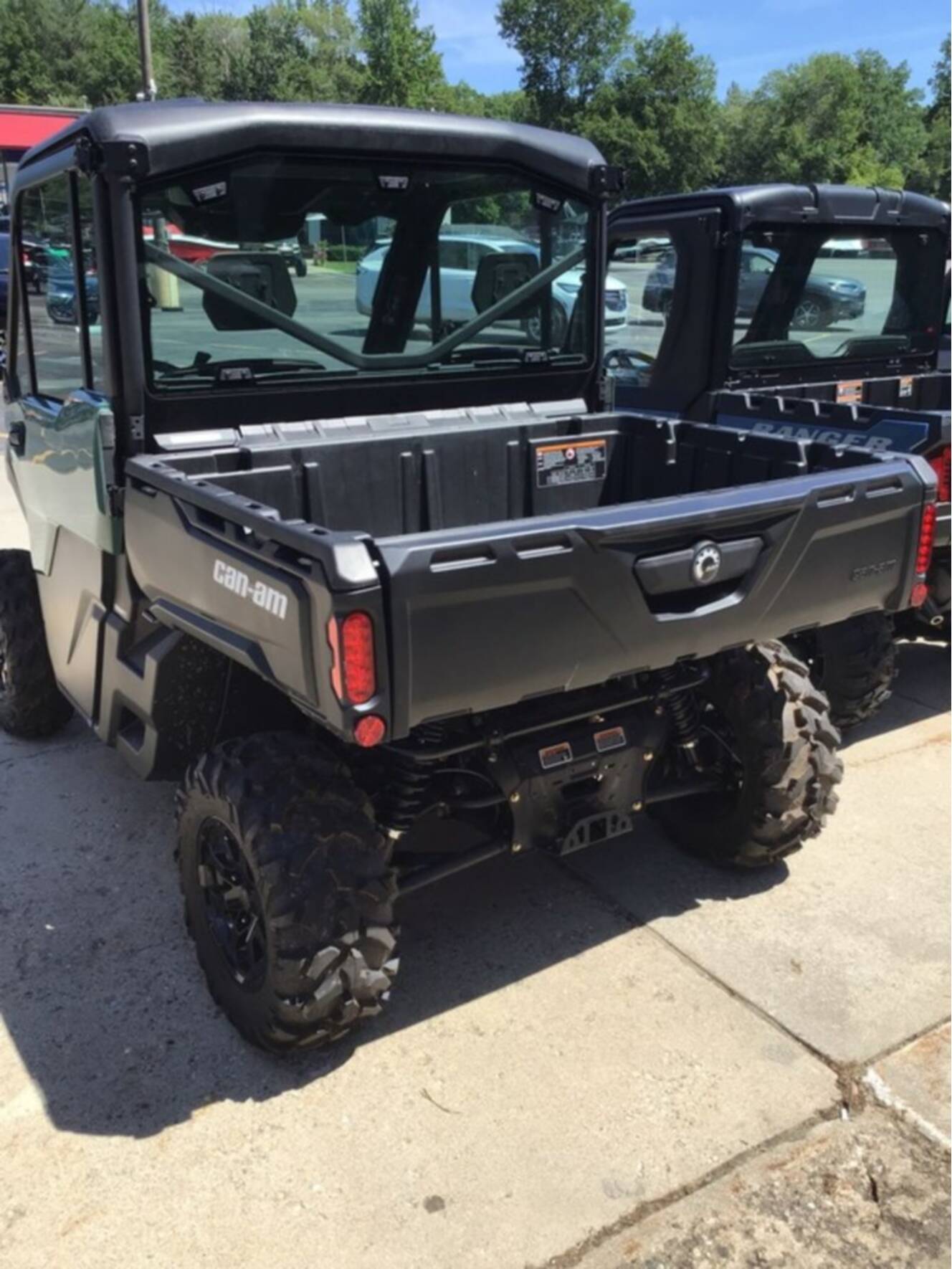 A photo of this 2026 Can-Am Defender DPS CAB HD10