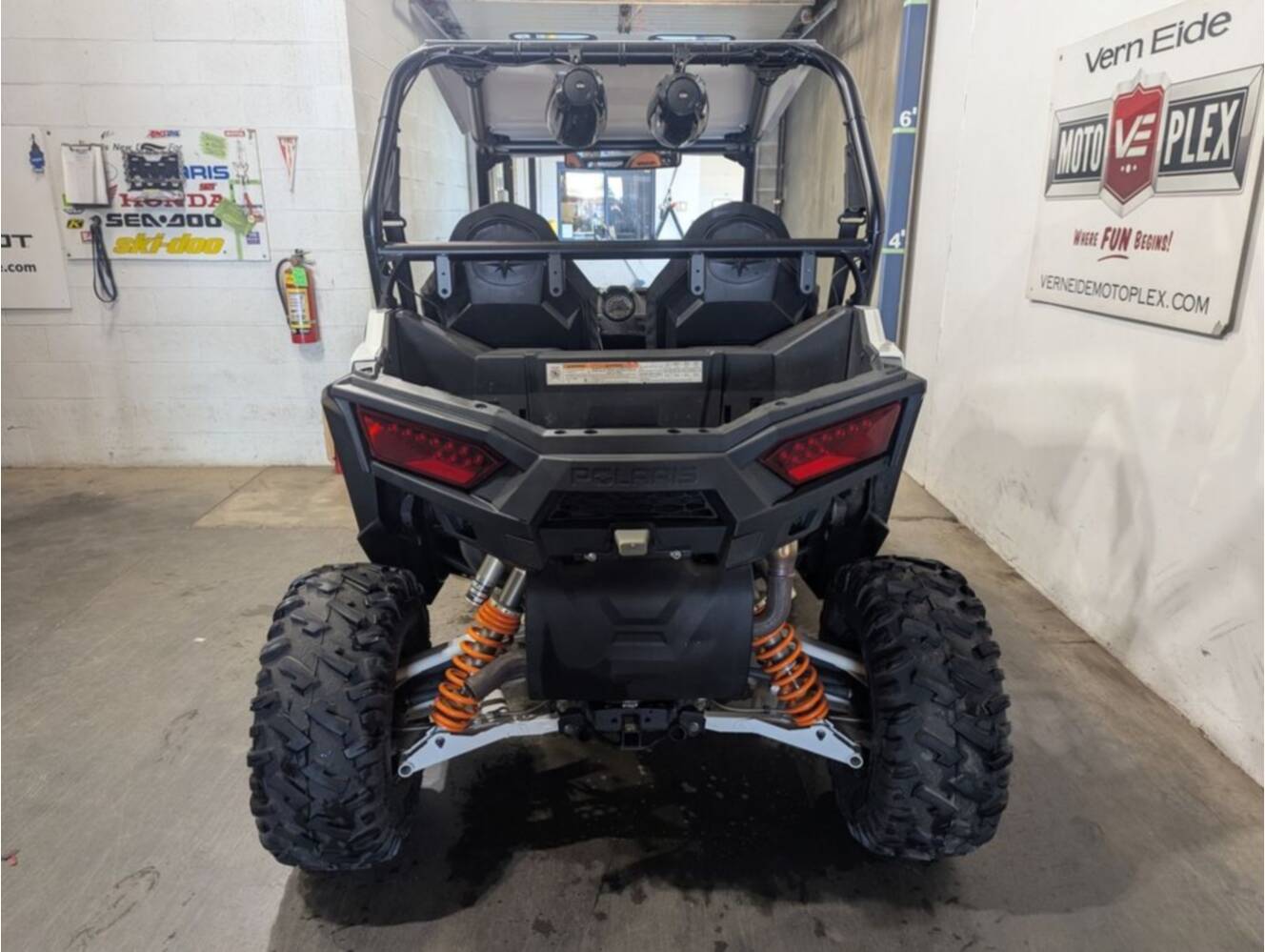 A photo of this 2018 Polaris® RZR® S 1000 EPS White Lightning