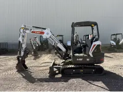 2023 BOBCAT E32