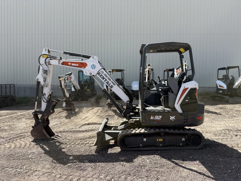2023 BOBCAT E32