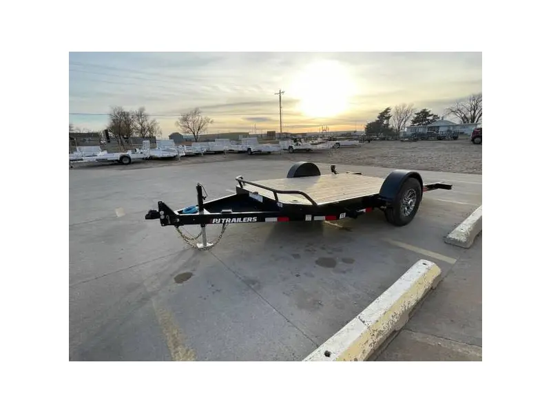 2016 PJ Trailers