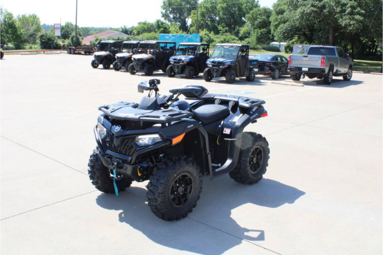 A photo of this 2026 CFMOTO CFORCE 600