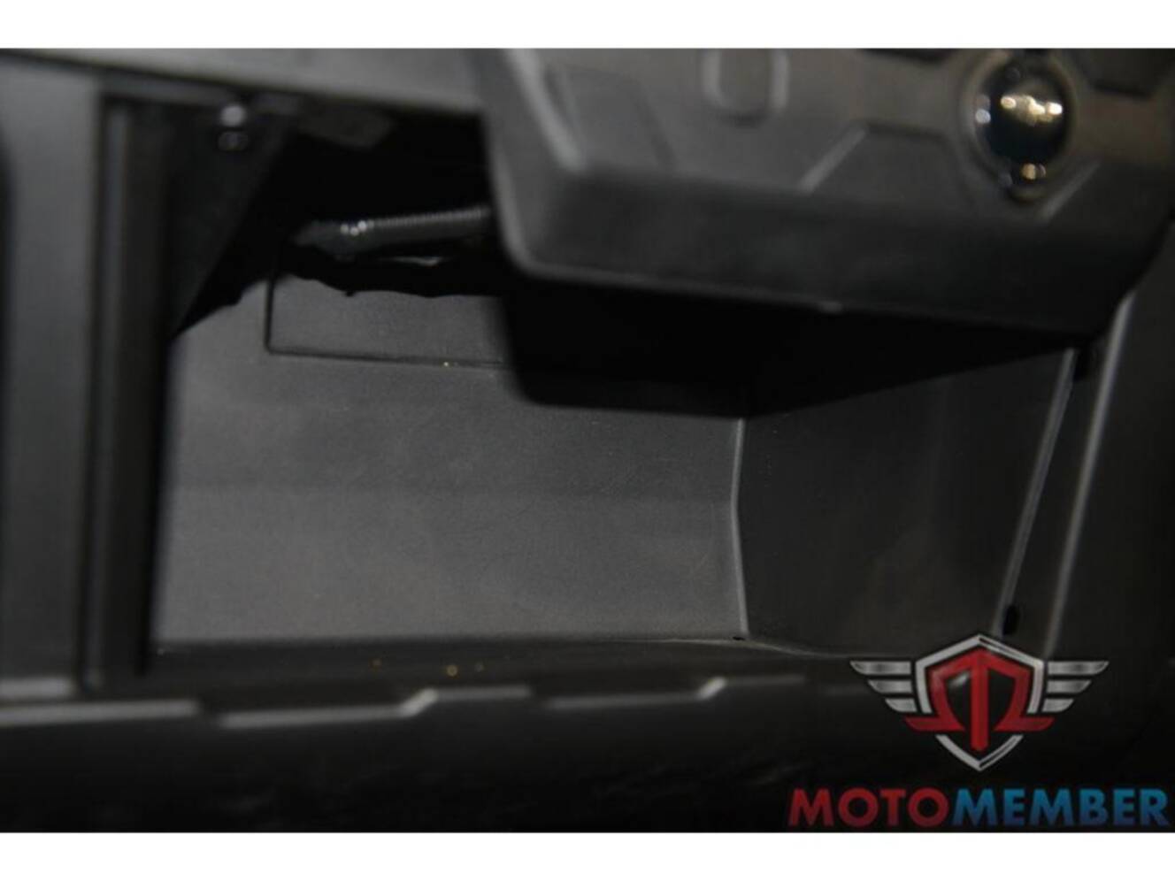 A photo of this 2025 Can-Am Defender MAX DPS HD10