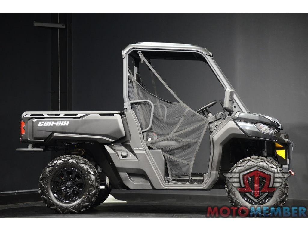 2026 Can-Am Defender DPS HD9 Stealth Black in chambersburg PA