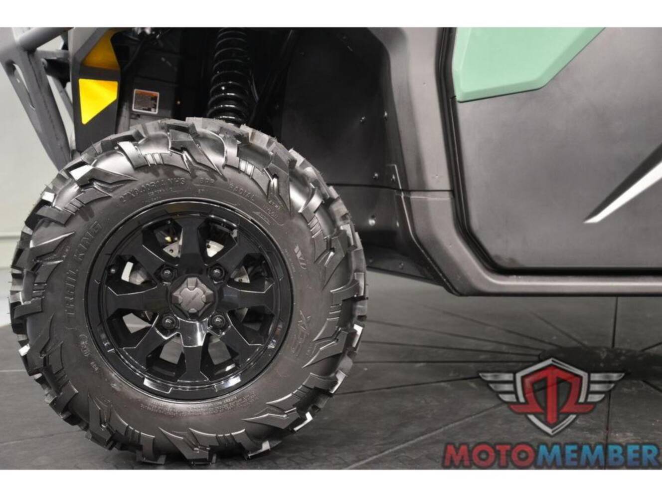 A photo of this 2026 Can-Am Defender DPS CAB HD10