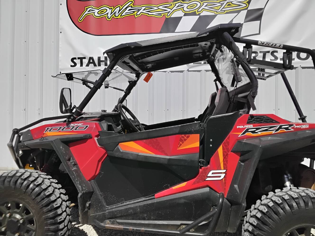 A photo of this 2017 Polaris RZR S 1000 EPS INDY RED