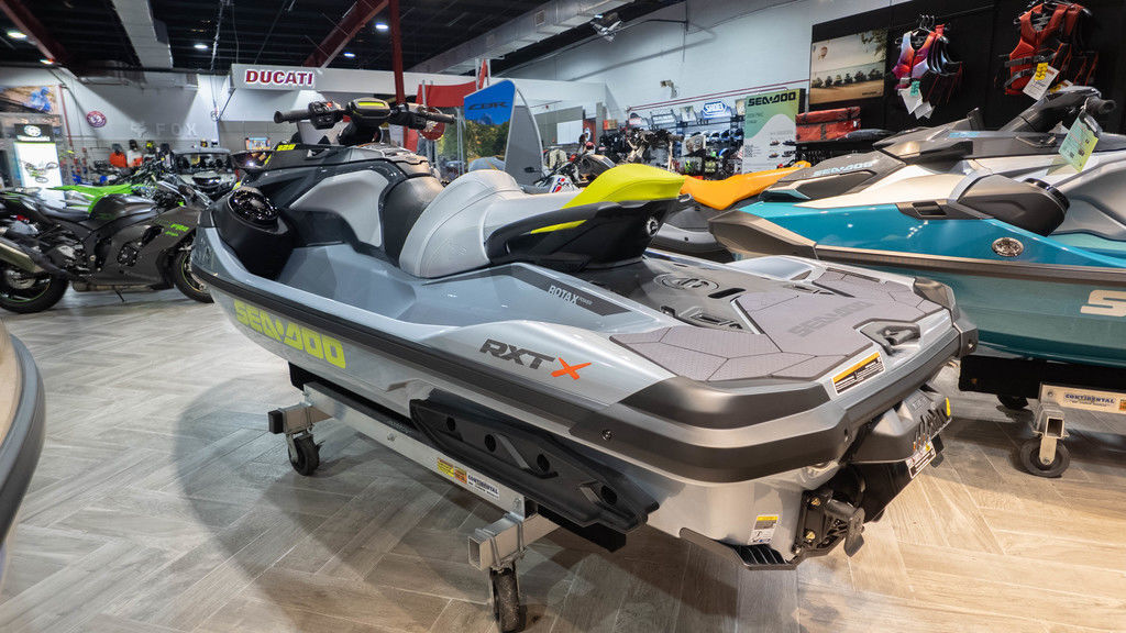 2026 Sea-Doo RXT-X 325 Ice Metal / Manta Green in hobe sound FL