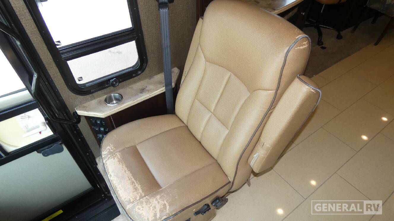 A photo of this 2015 Thor Motor Coach TUSCANY 45AT