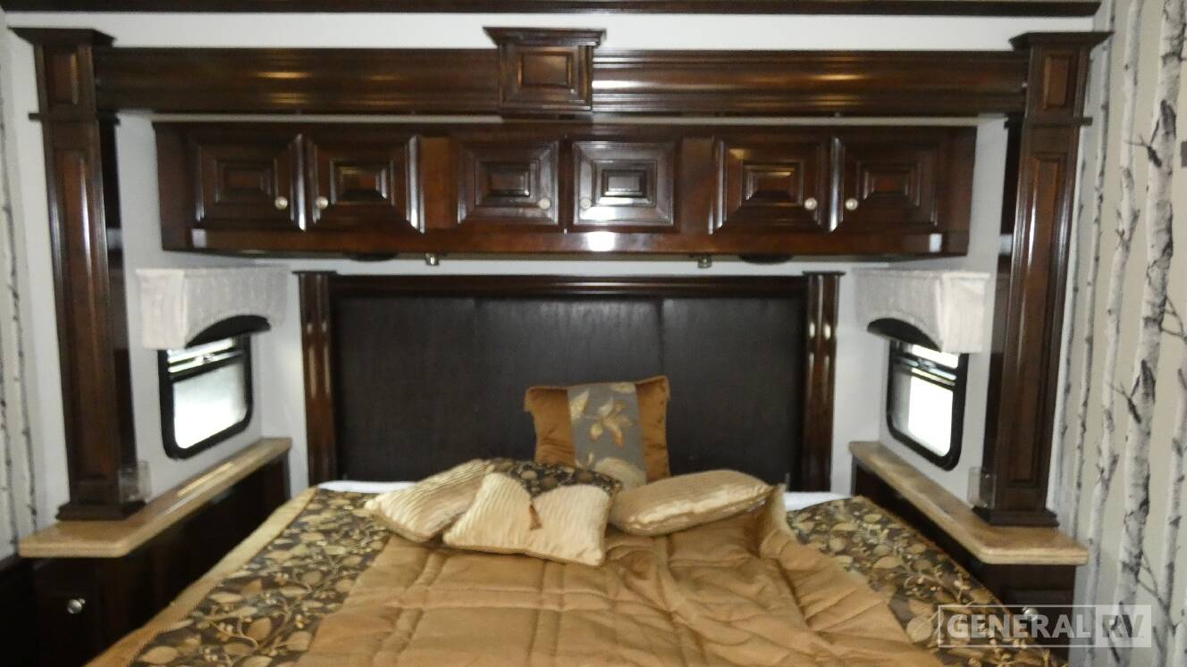 A photo of this 2015 Thor Motor Coach TUSCANY 45AT