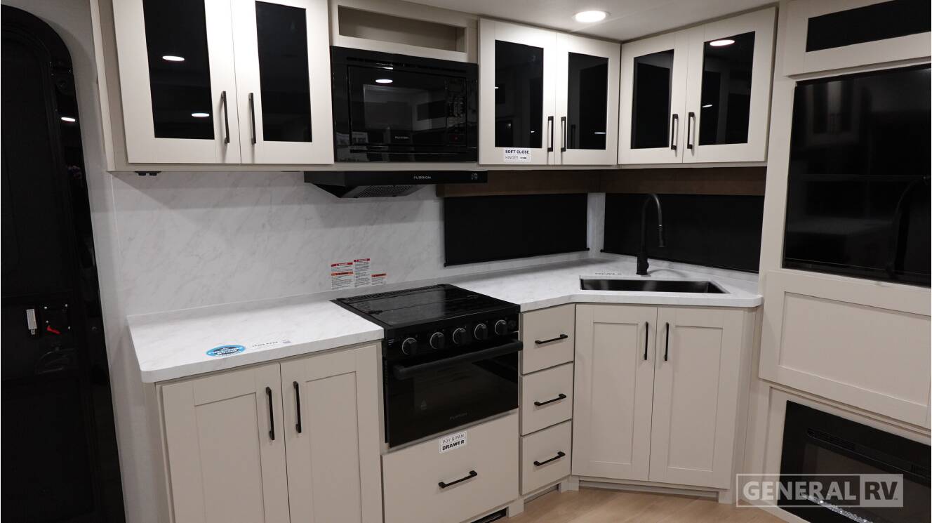 A photo of this 2027 Alliance Rv Delta Ultra Lite RE250