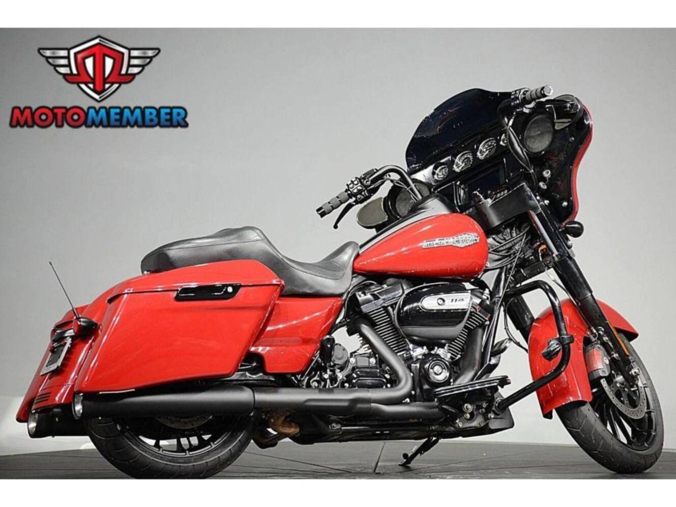 A photo of this 2019 Harley-Davidson FLHXS - Street Glide® Special