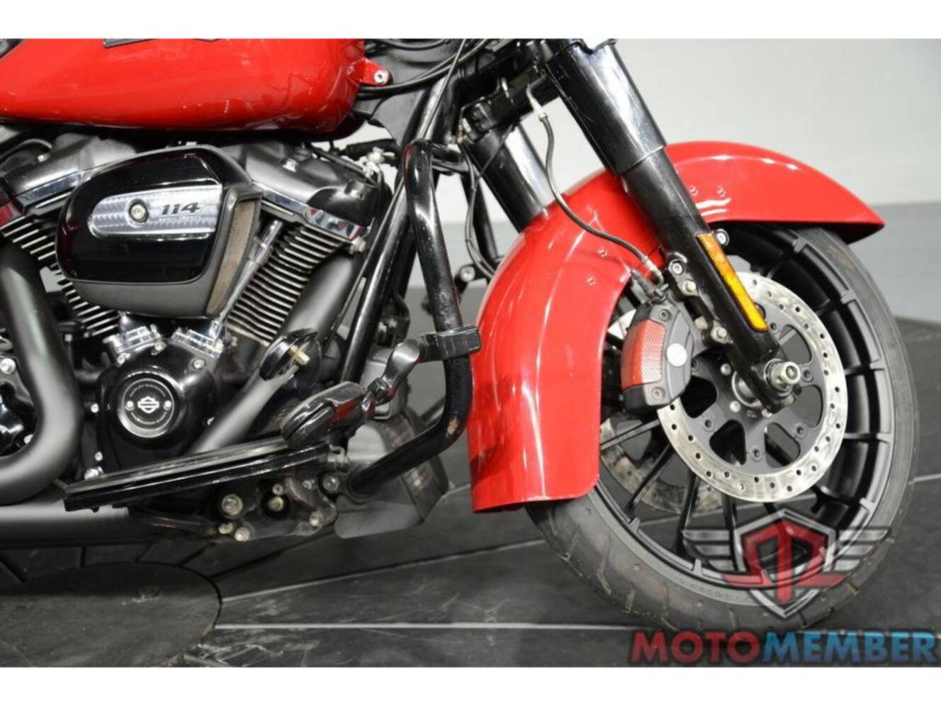 A photo of this 2019 Harley-Davidson FLHXS - Street Glide® Special