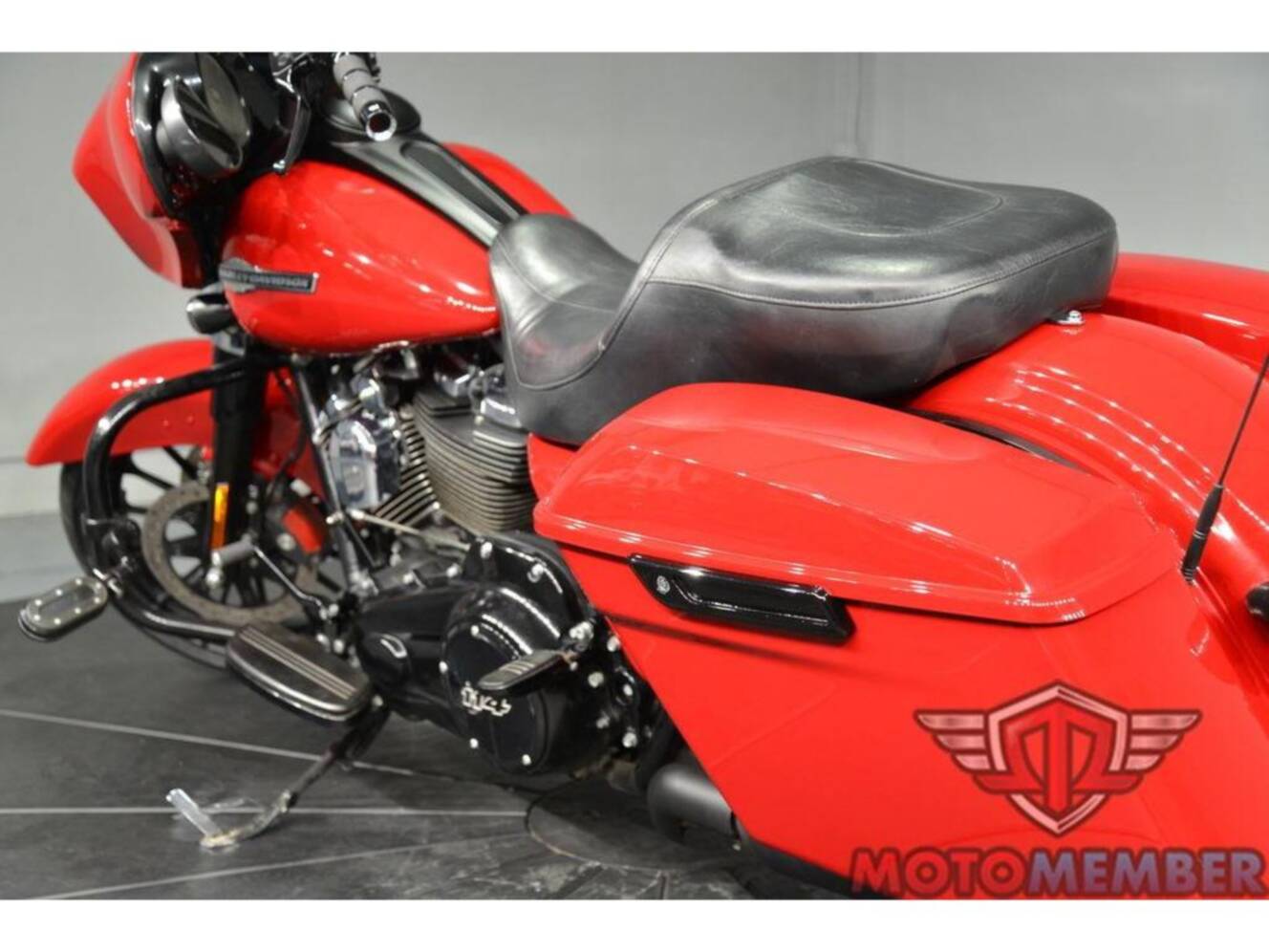 A photo of this 2019 Harley-Davidson FLHXS - Street Glide® Special