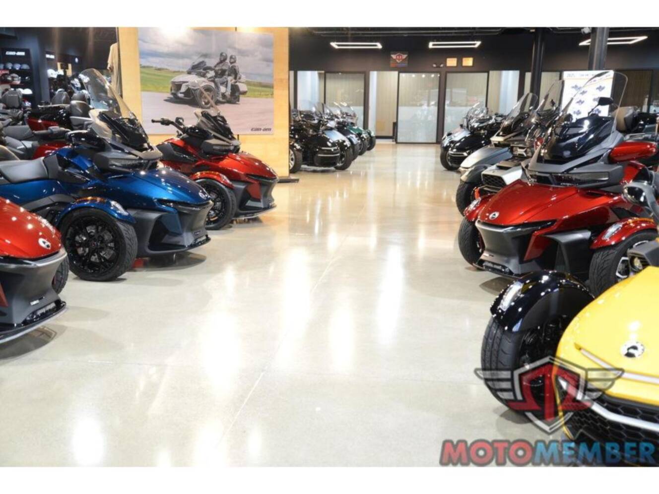 A photo of this 2019 Harley-Davidson FLHXS - Street Glide® Special