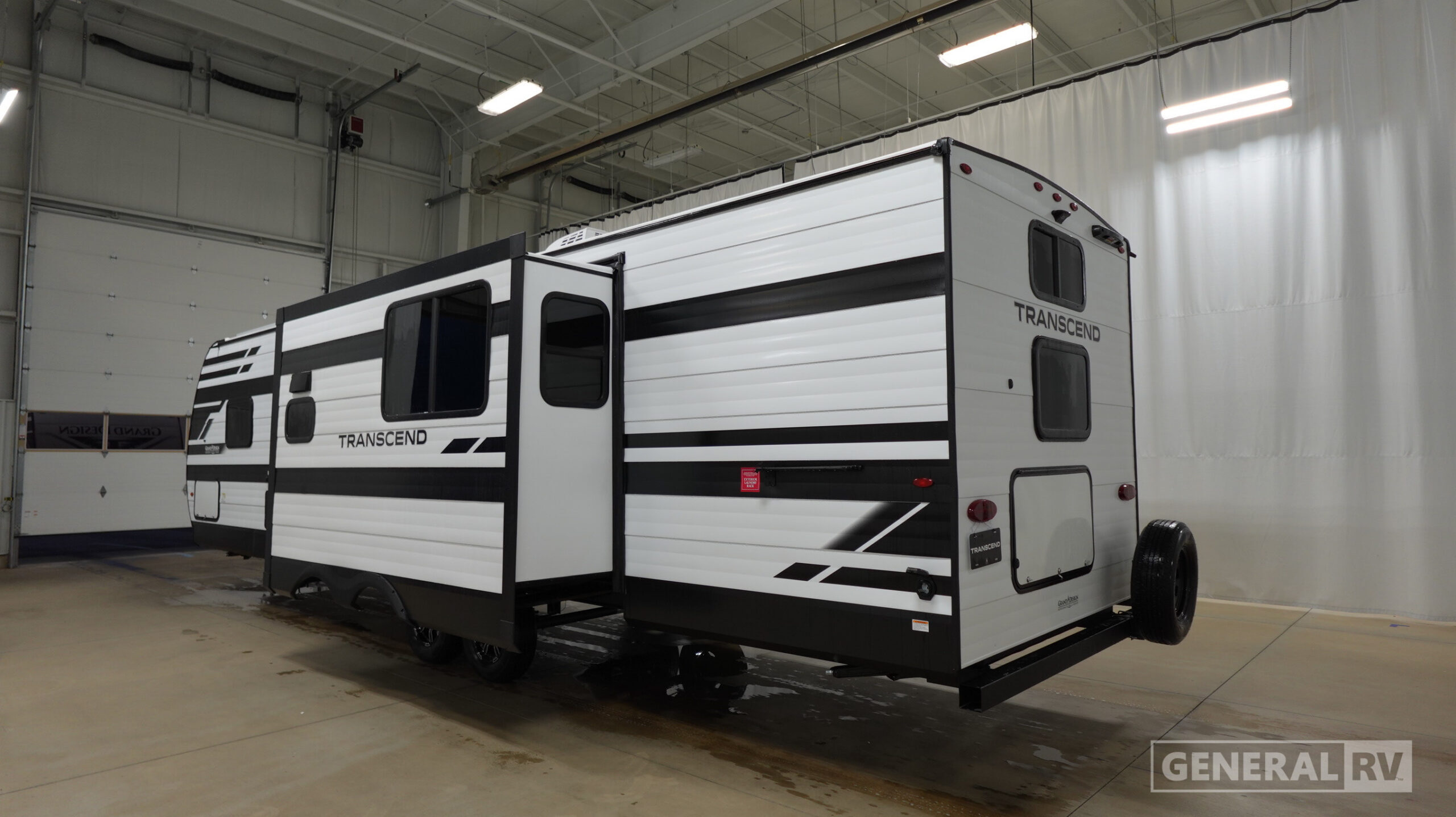2027 Grand Design TRANSCEND 295QBT in winter garden FL